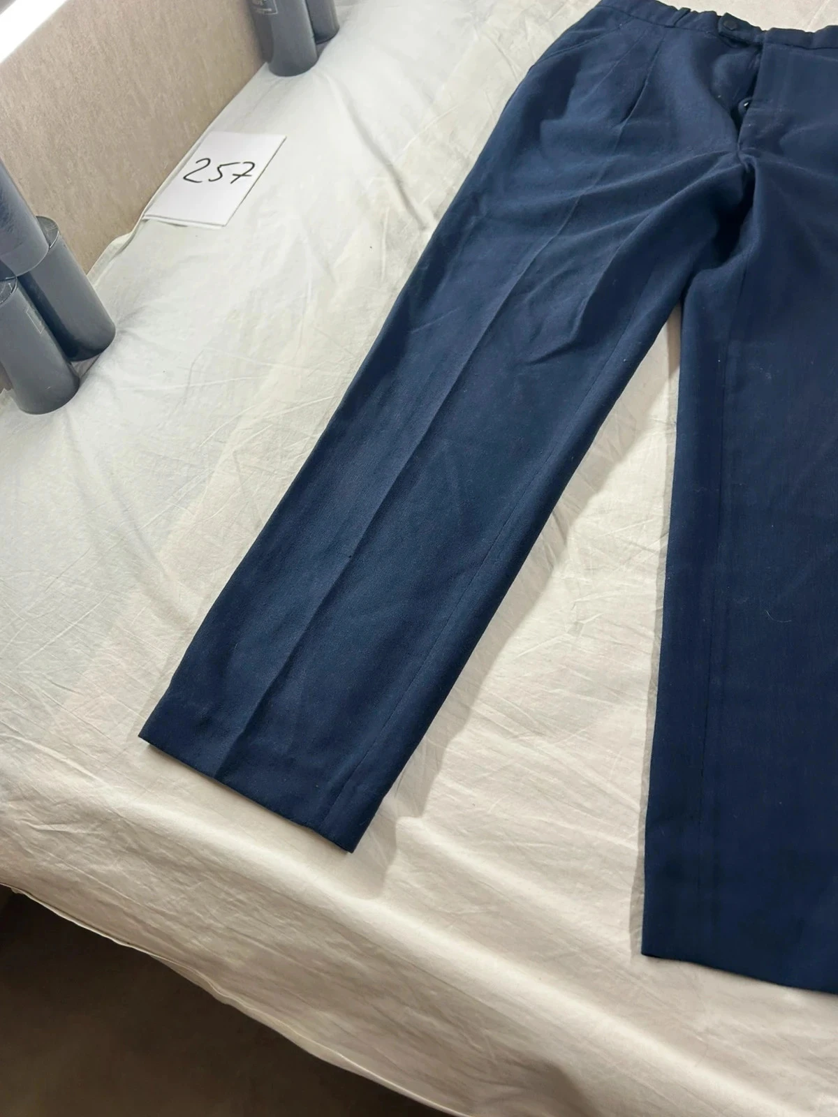 Navy blue suit trousers from Galeries collections in wool size 44 – photo 5